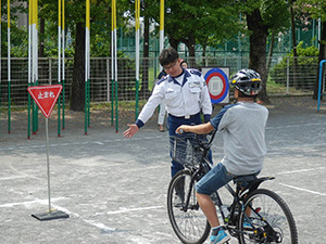 染地小学校02 調布クオレ保育園02